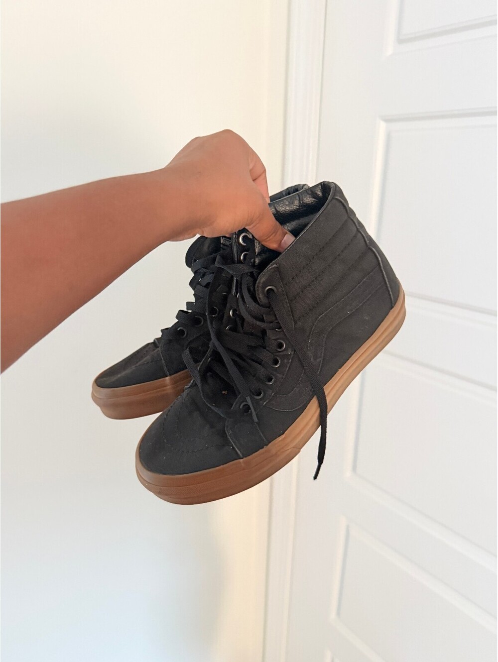 Vans Sk8-Hi Black Gum High Top Skate Sneakers Men’s 6.5 Women’s 8